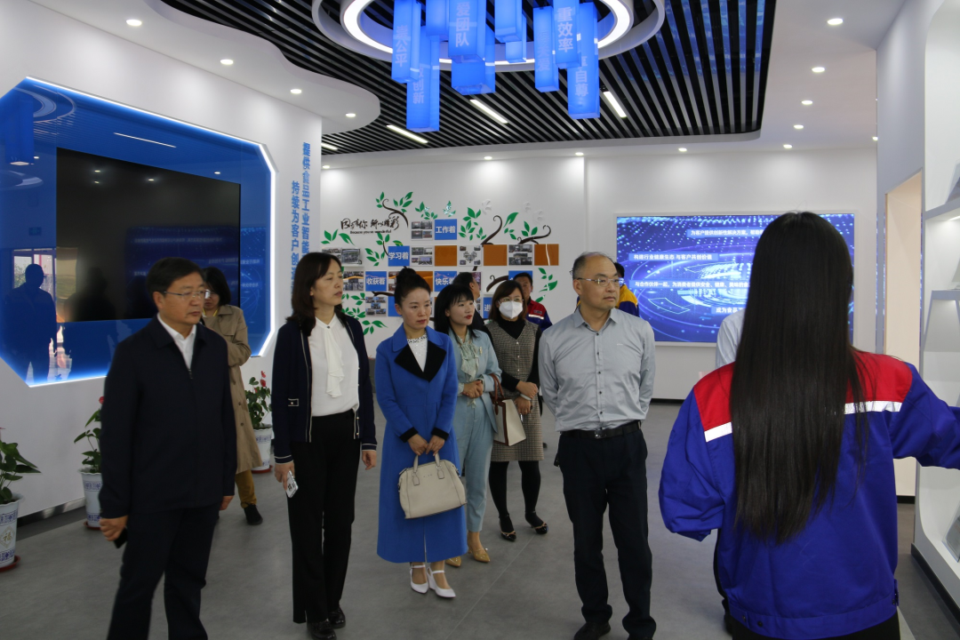 青島市科技局基礎(chǔ)研究處處長李欣一行蒞臨銳智考察指導(dǎo)市重點實驗室建設(shè)工作 青島市科技局基礎(chǔ)研究處處長李欣一行蒞臨銳智考察指導(dǎo)市重點實驗室建設(shè)工作