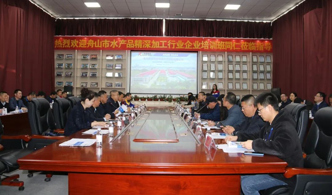 舟山市經(jīng)信局副局長毛潤洲攜舟山市優(yōu)秀企業(yè)家代表一行40余人蒞臨銳智股份調(diào)研考察! 舟山市經(jīng)信局副局長毛潤洲攜舟山市優(yōu)秀企業(yè)家代表一行40余人蒞臨銳智股份調(diào)研考察!